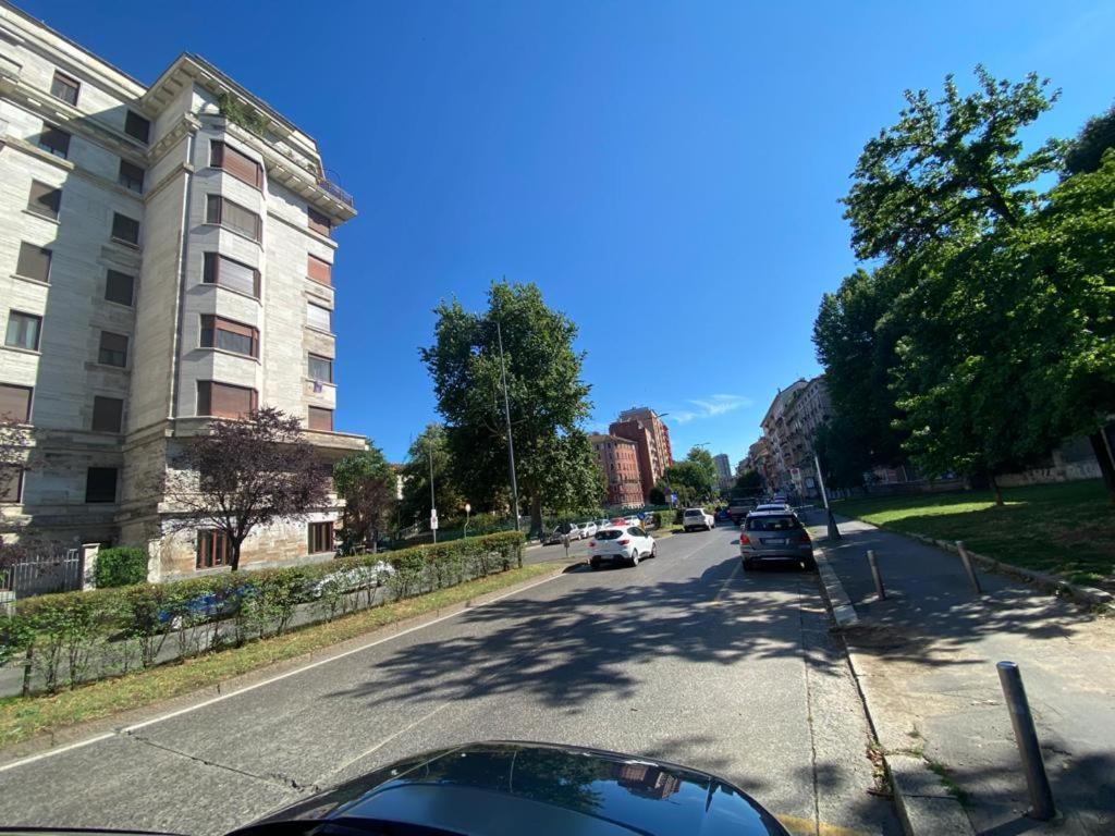 Kibilu - Viale Regina Margherita Milan Exterior photo